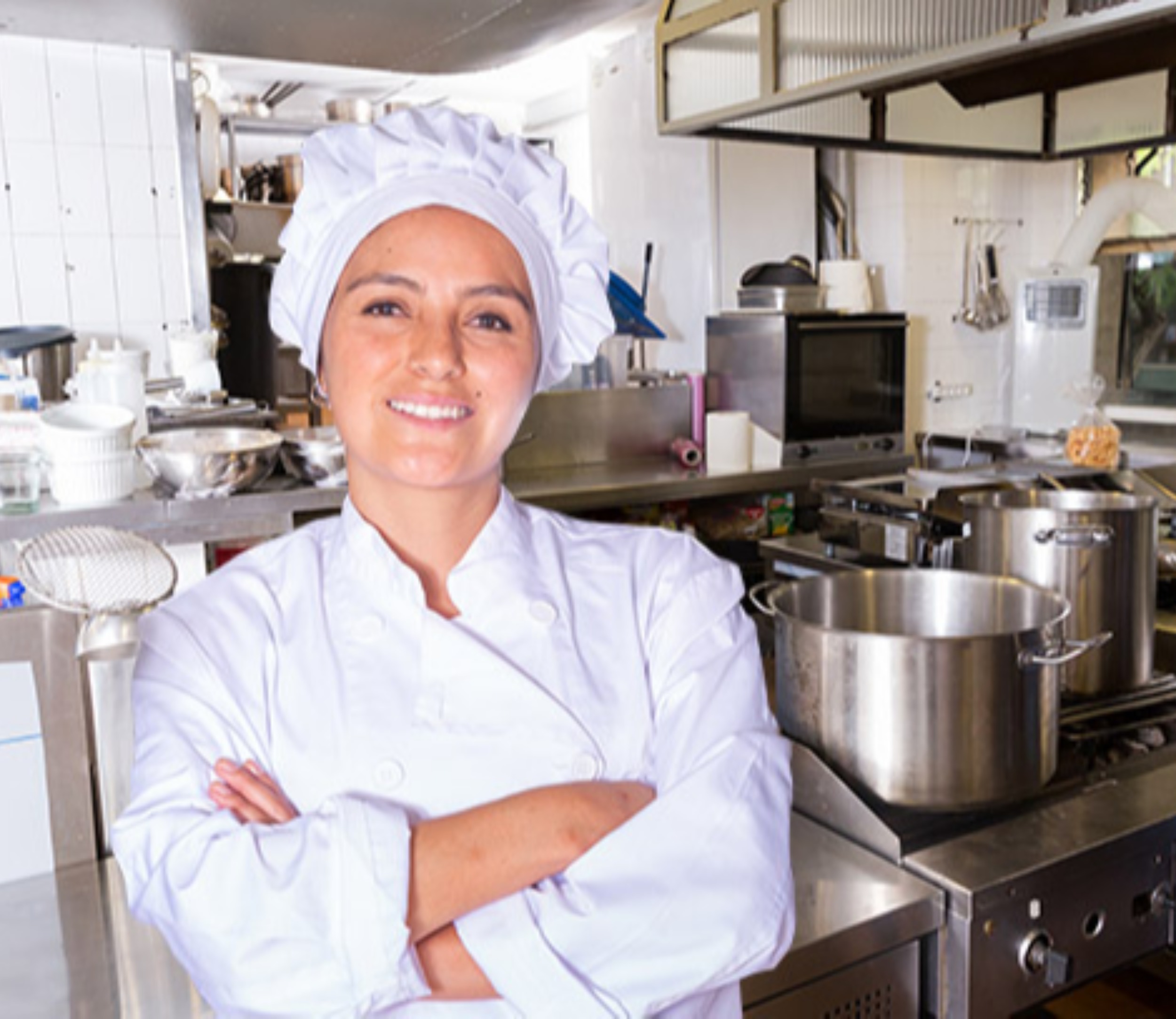 Buscamos una señora que trabaje en la cocina tiempo completo.