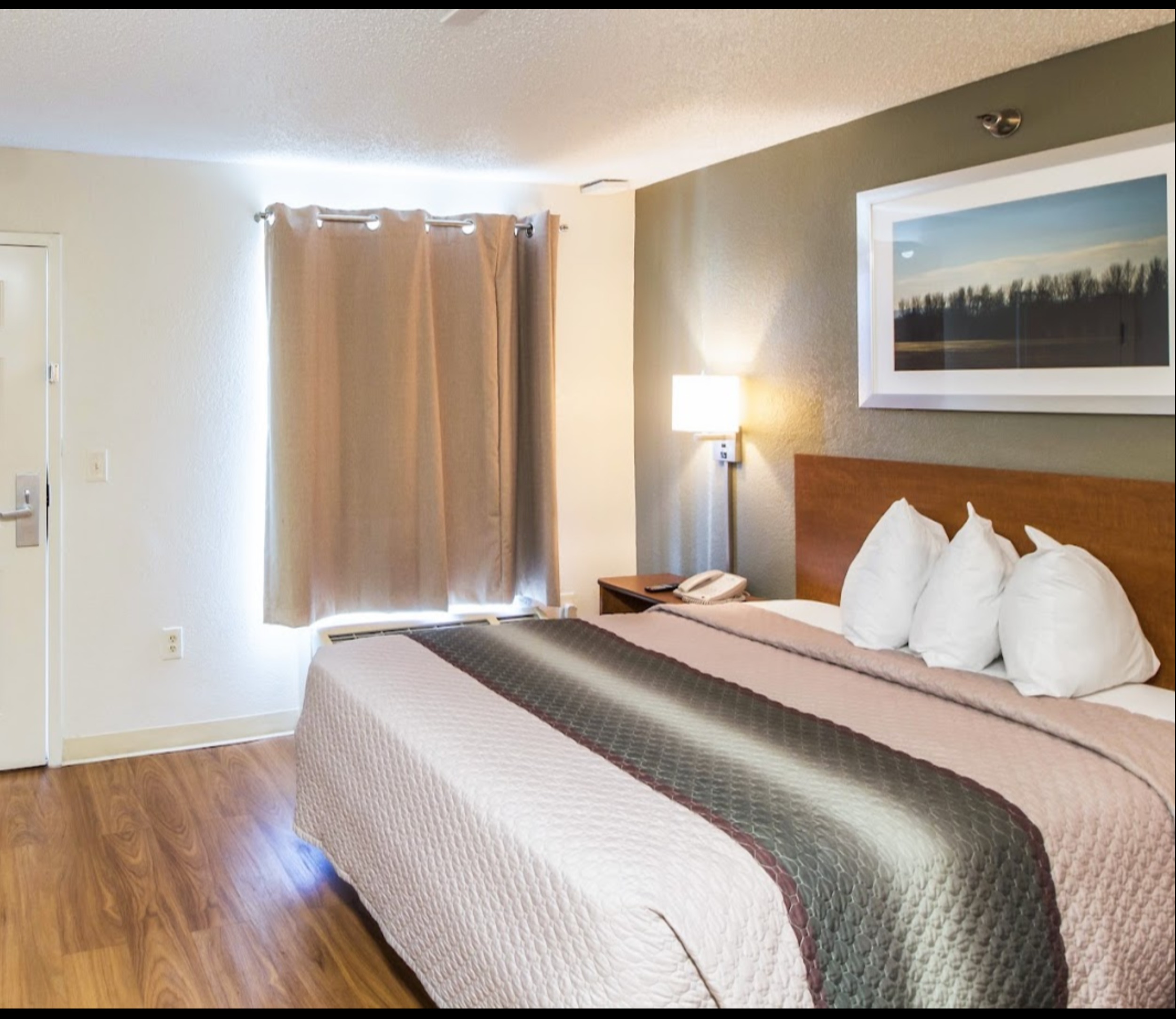 Weekly fully furnished lodging