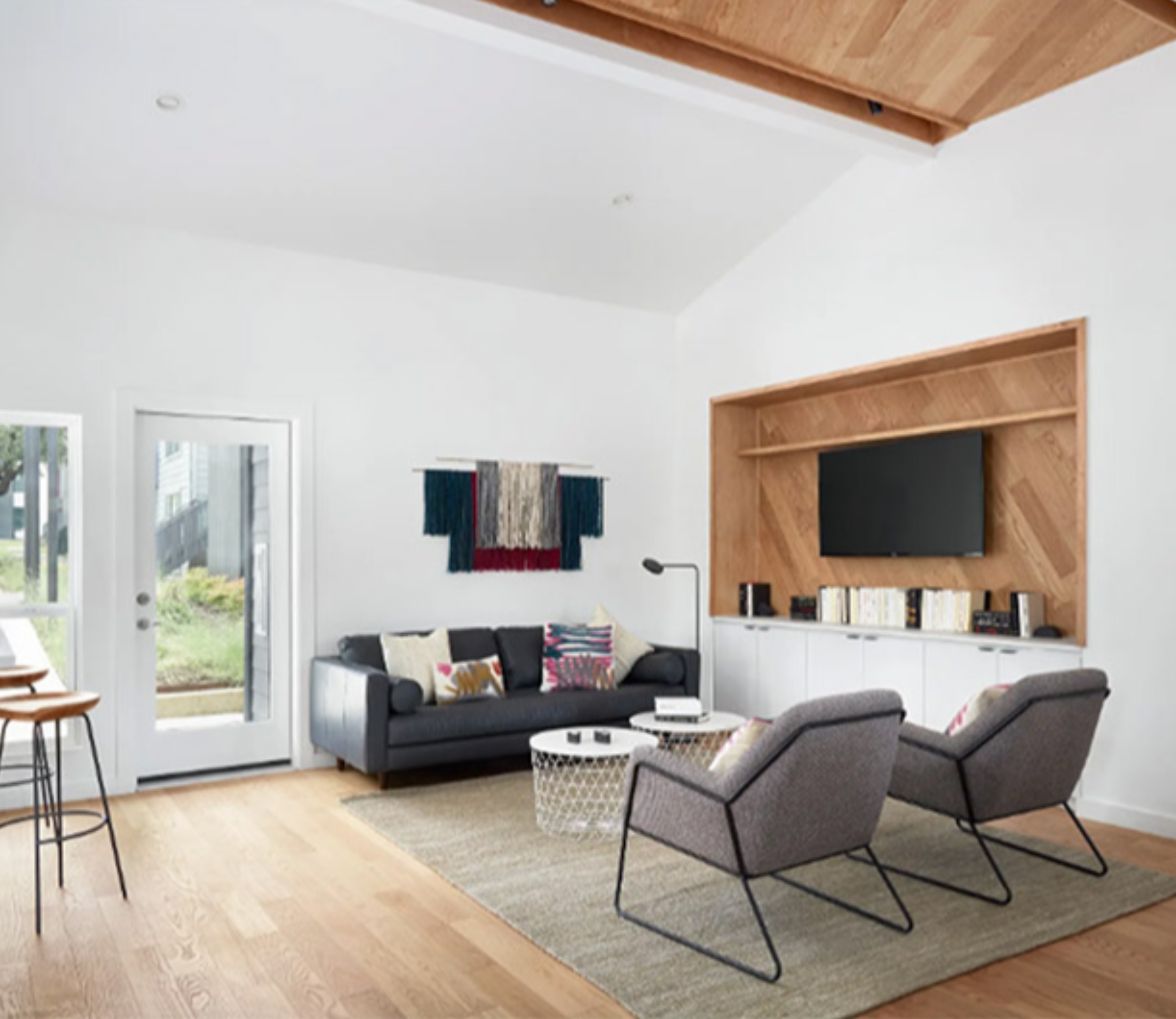 Ava Apartaments. Tarifas desde $850 ¡Solicite una visita hoy!