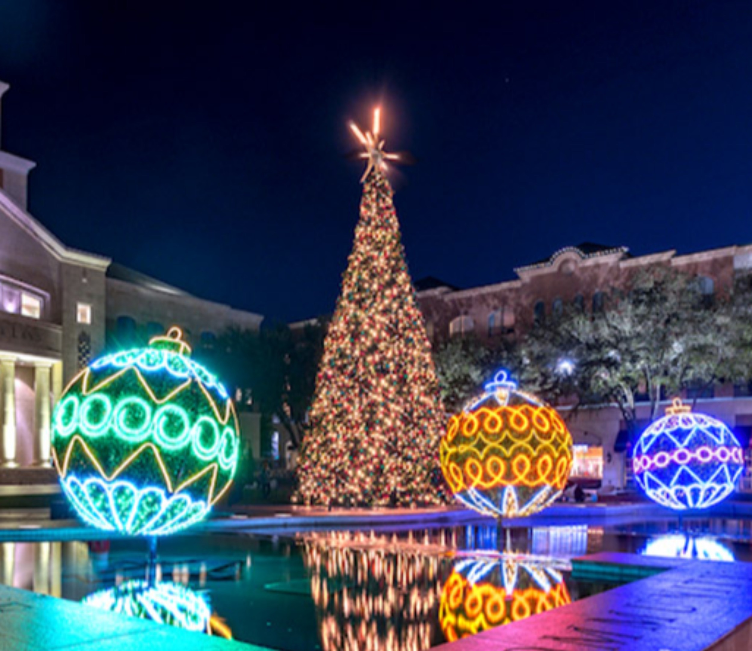 Always in season decorating services. ¡Contratando ya!