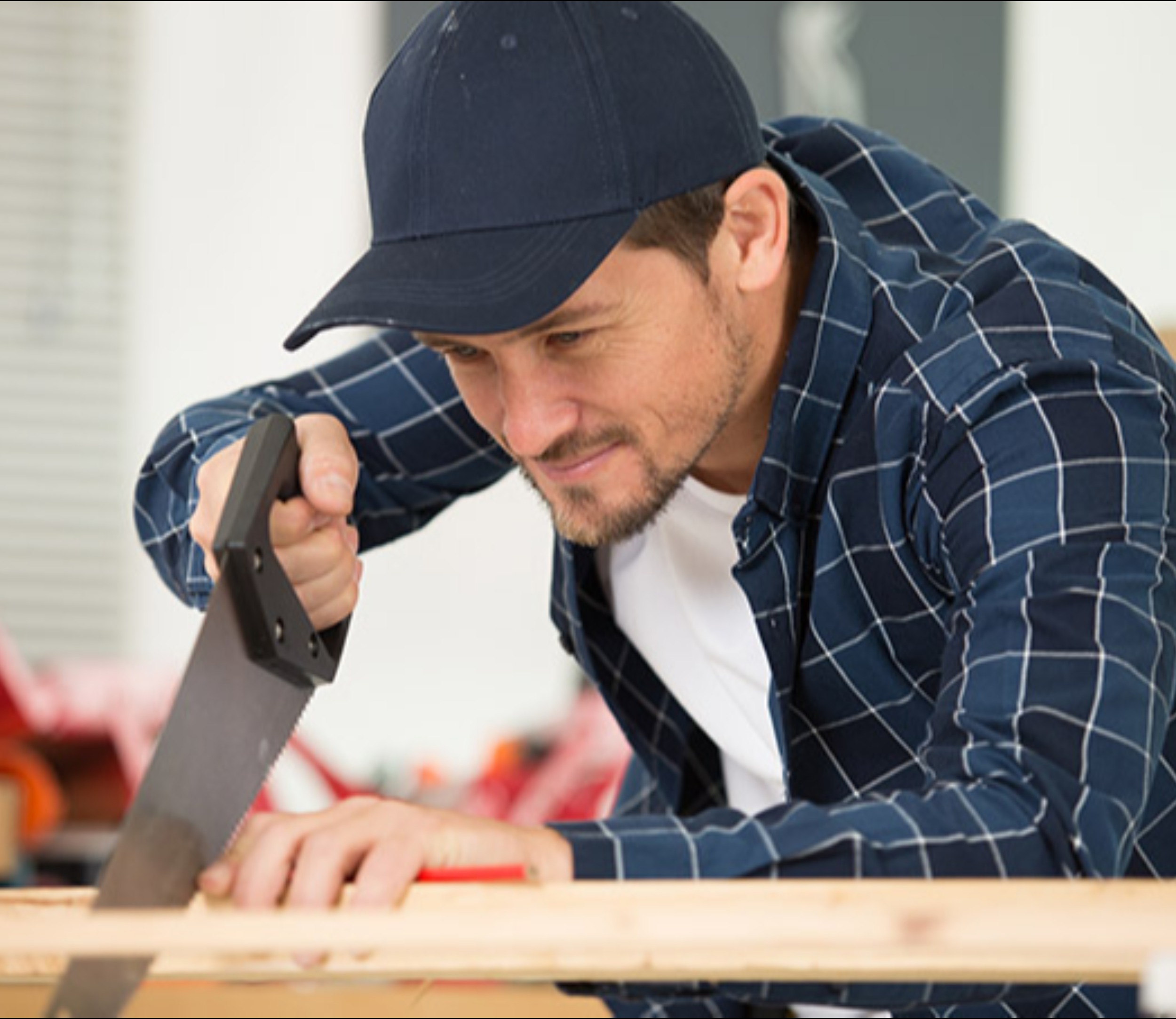 Busco carpintero con poca experiencia