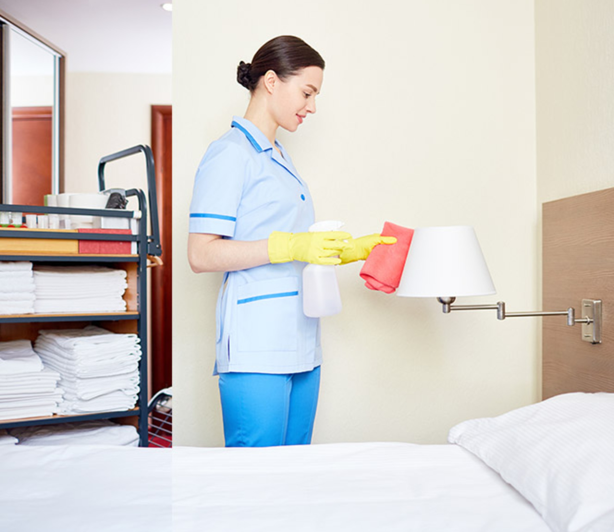 Solicito "housekeppers" con experiencia para hotel