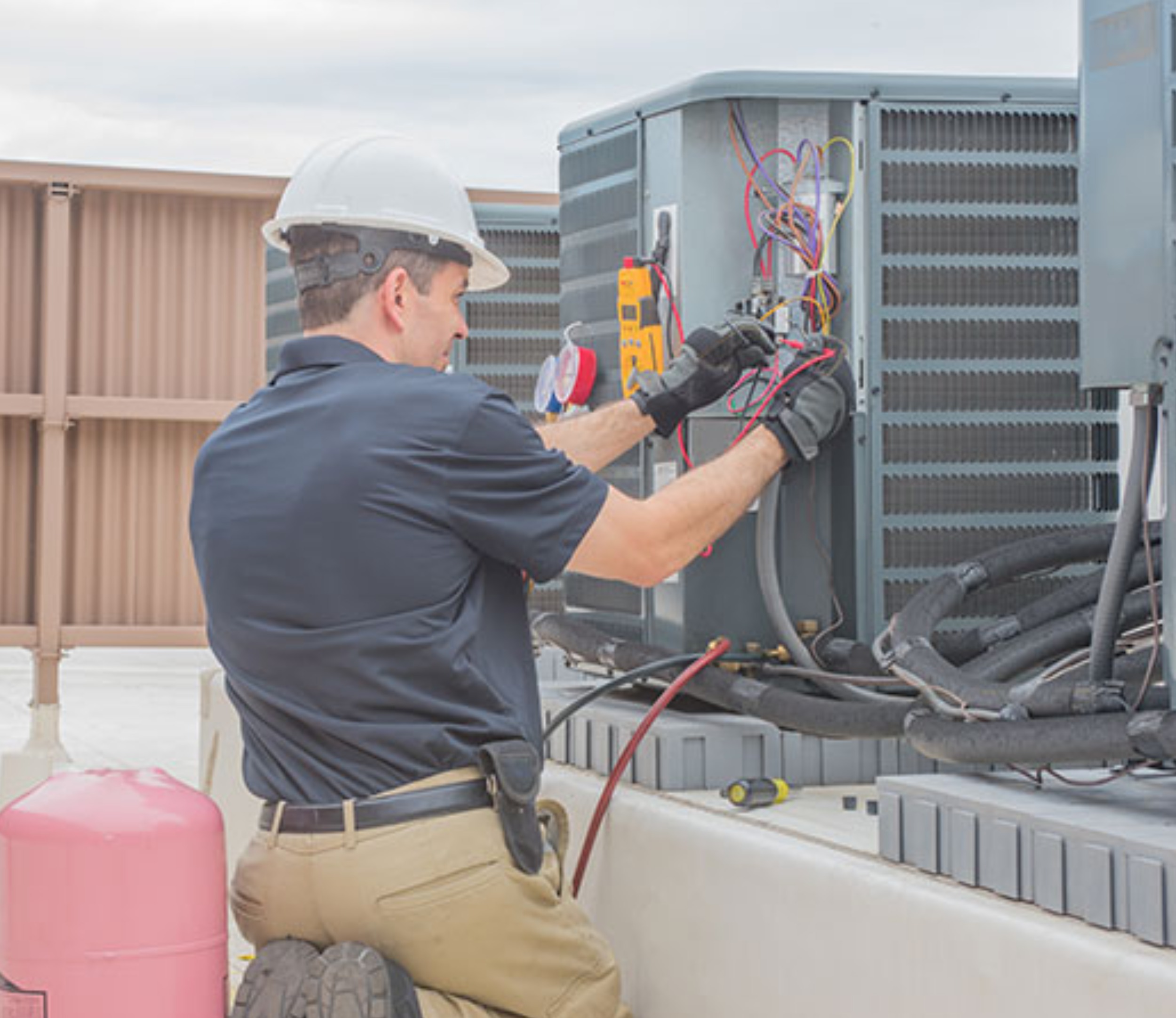 Hamilton Park Apts. Looking for a maintenance person