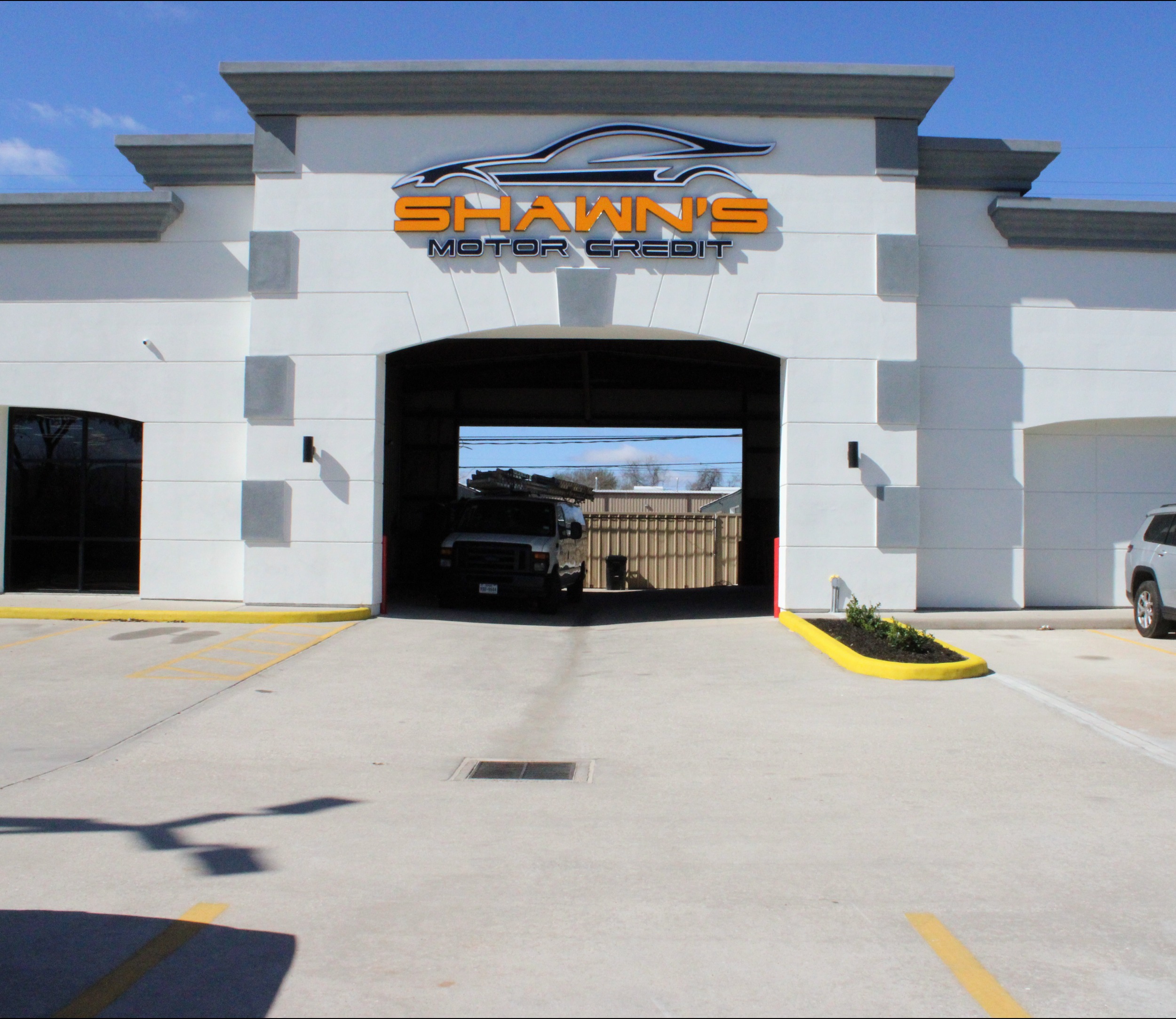 Se solicita vendedor de autos