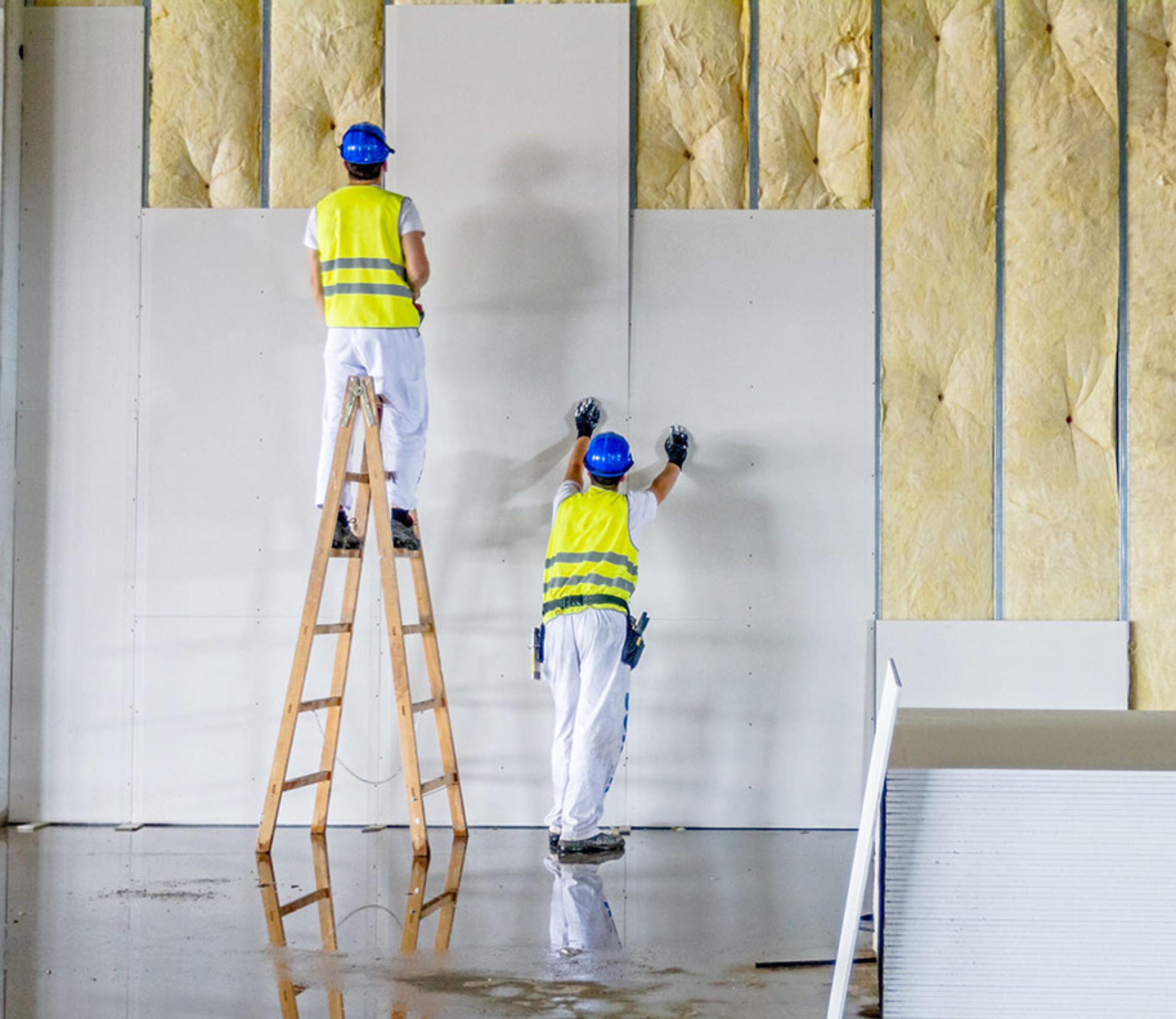 Busco personal para paredes de metal y "sheetrock"