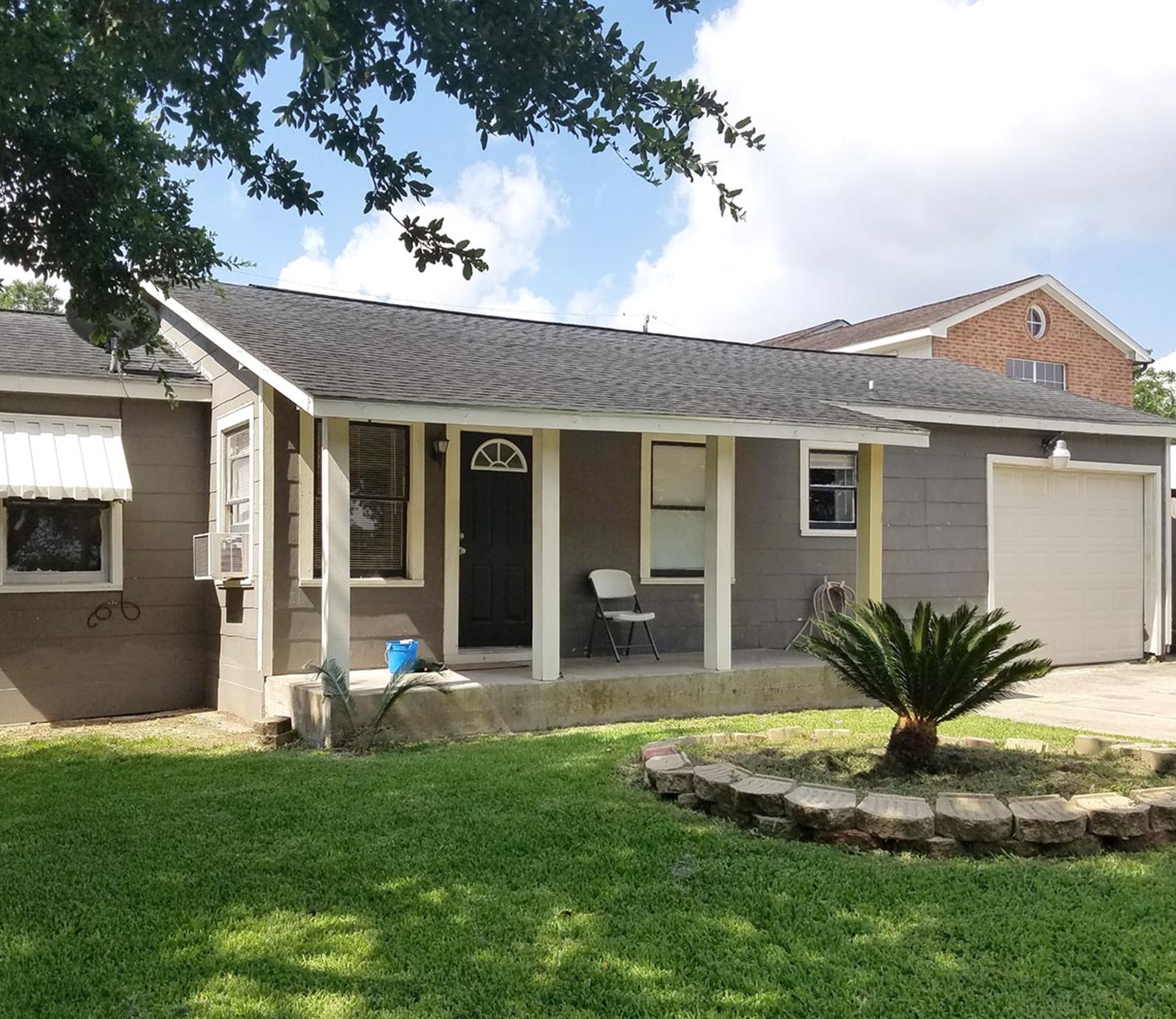 Se renta casa en Spring Branch 77092