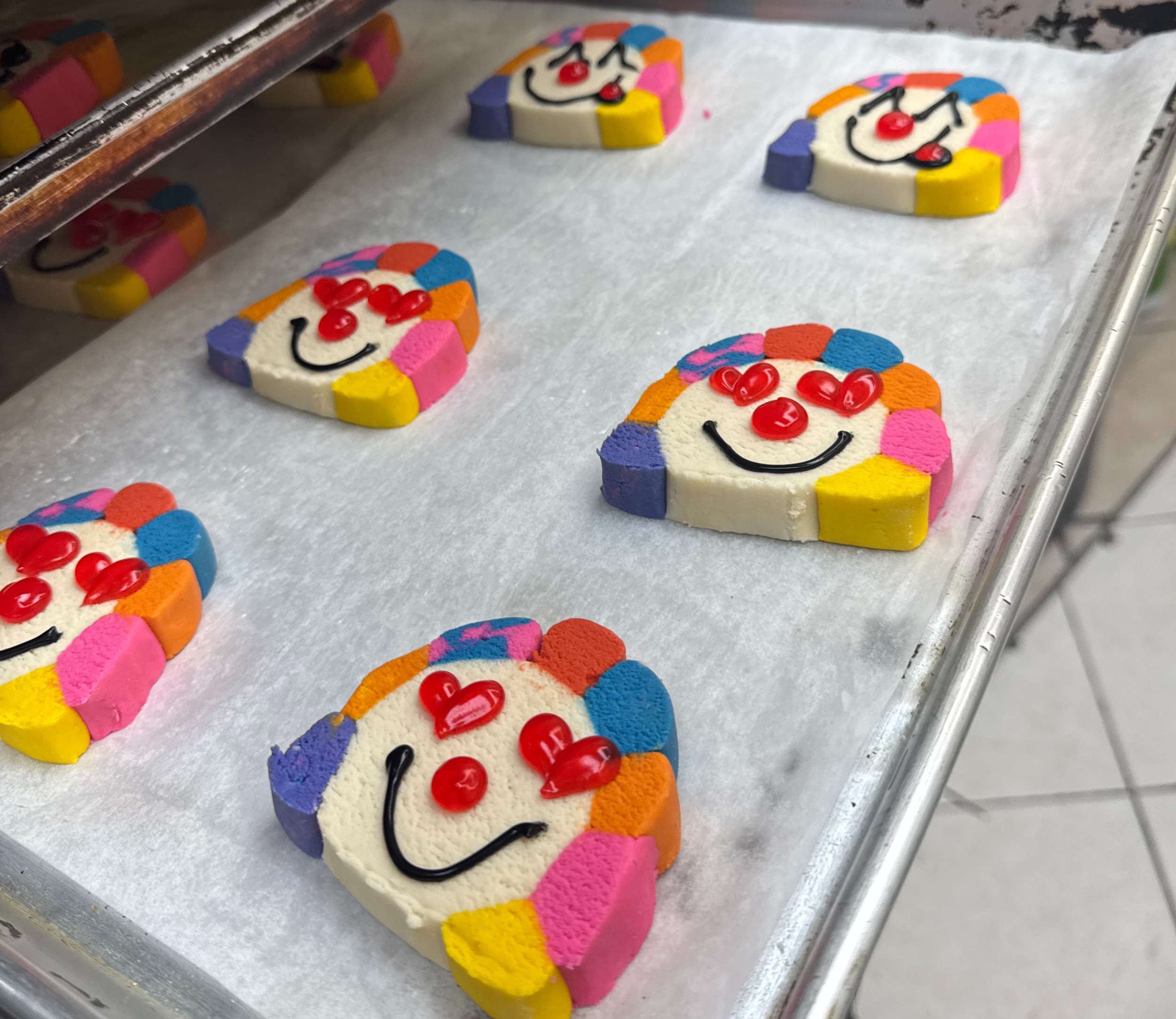¡Tradición y Sabor con un Toque Divertido!