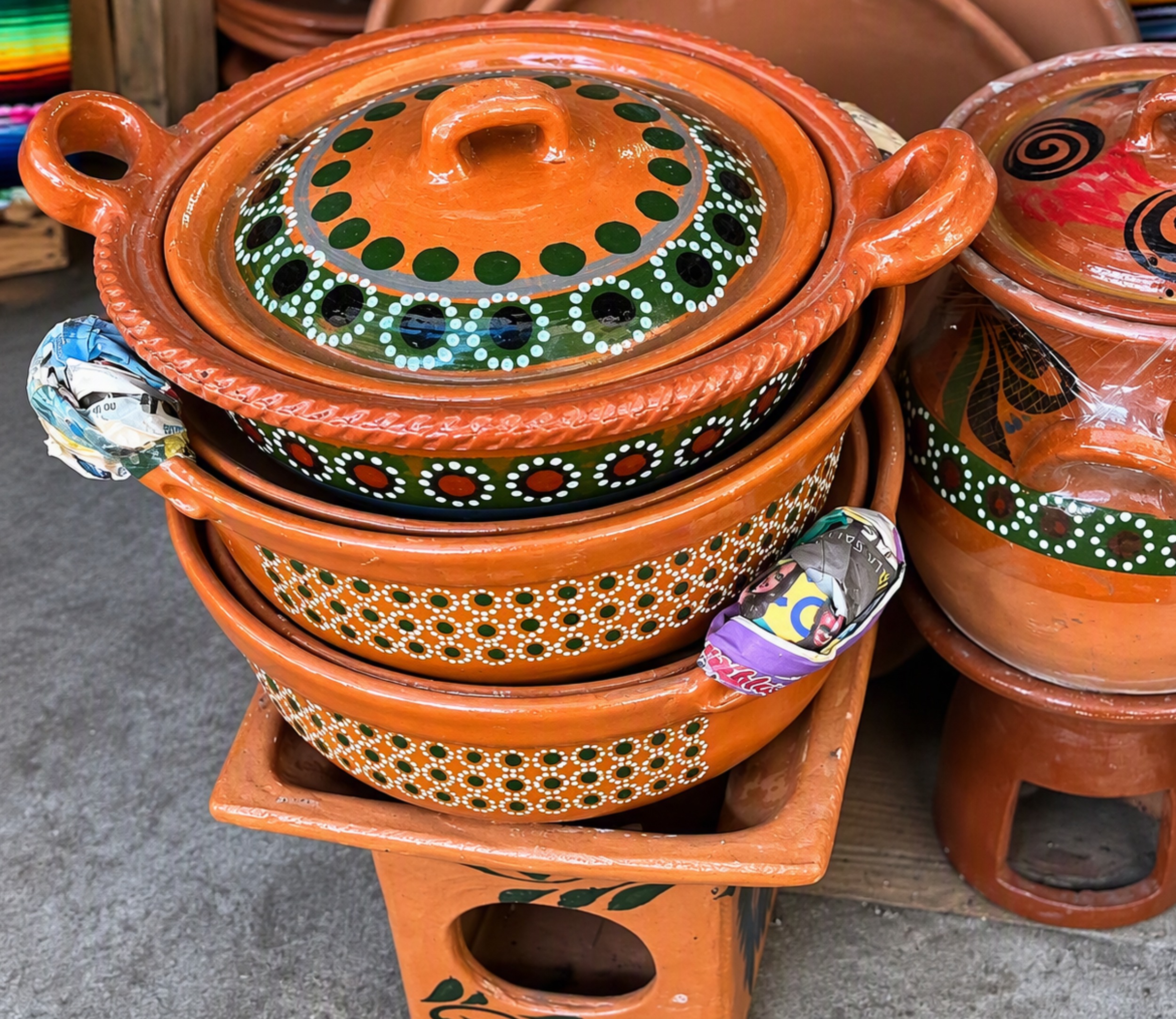 ¡Jarros y cazuelas mexicanas de barro!