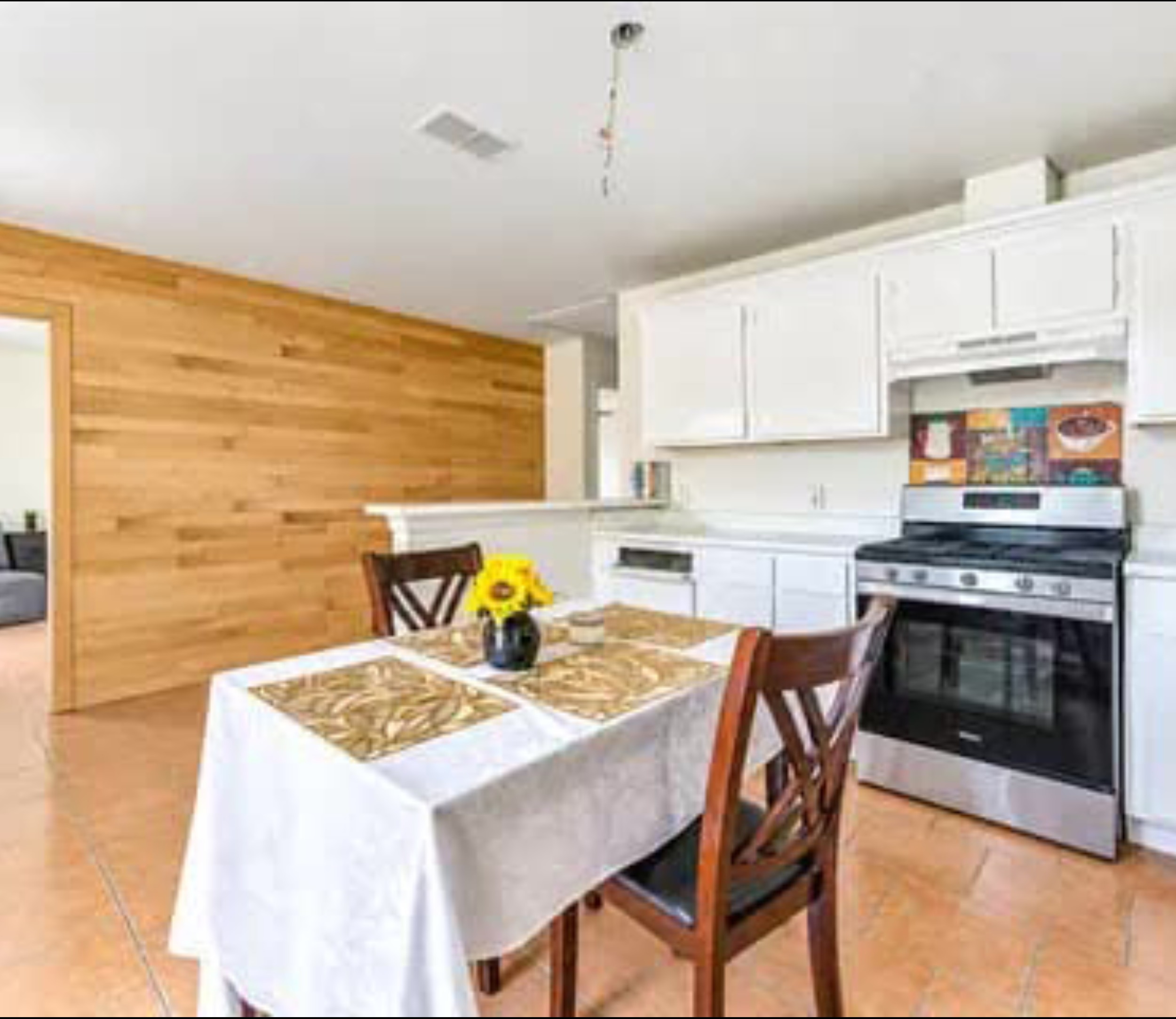 Se vende duplex/2casas independientes un solo terreno.
